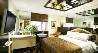 Grand Mercure Imperial Palace Hotel